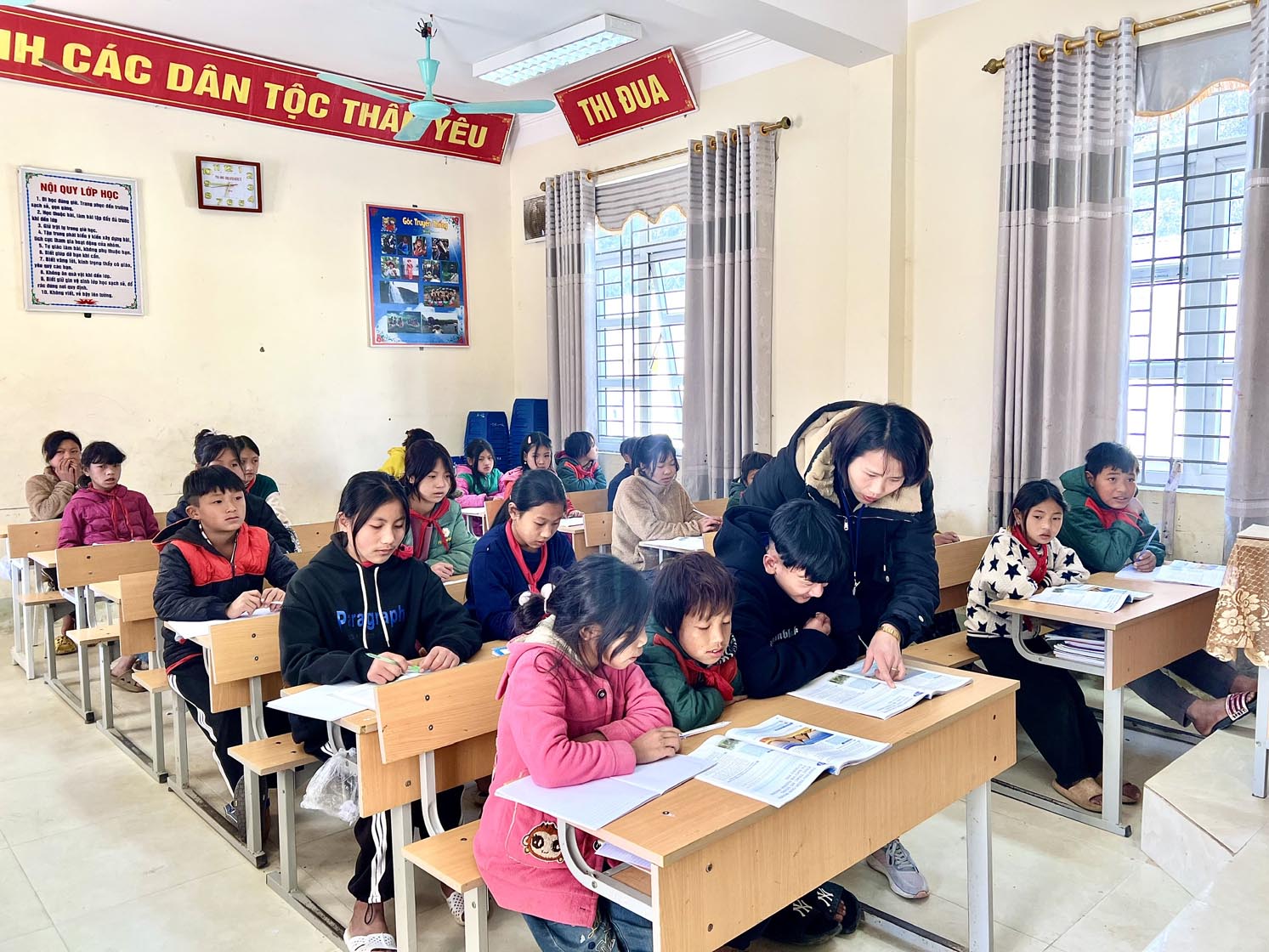 Duy trì sĩ số học sinh sau tết Nguyên đán